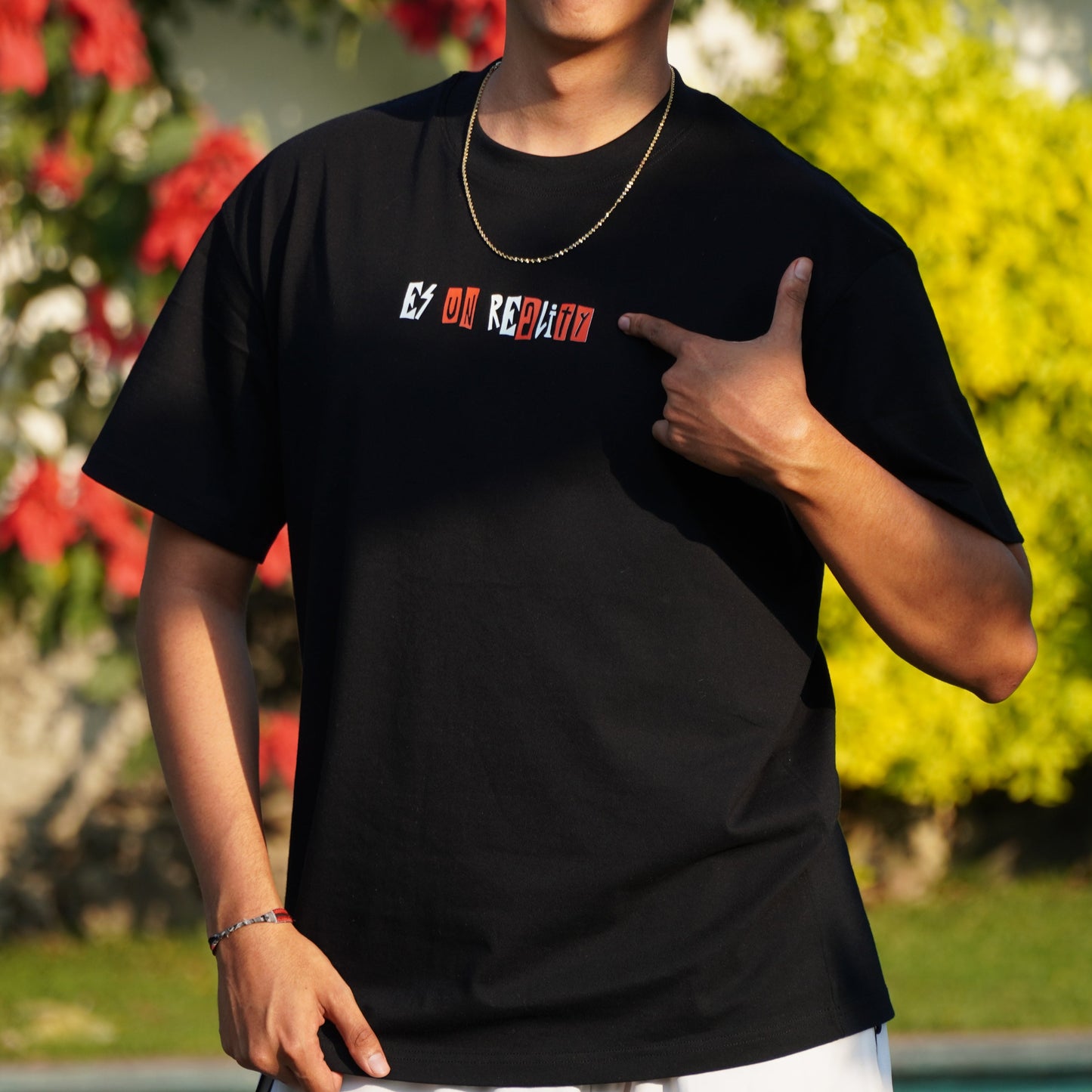 Es Un Reality Oversize Negra